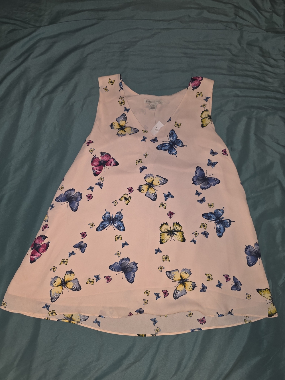 Cato Butterfly Print V-Neck Top